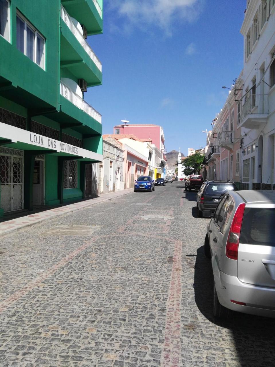 Residencial Casa Da Luz Hotel Mindelo Bagian luar foto