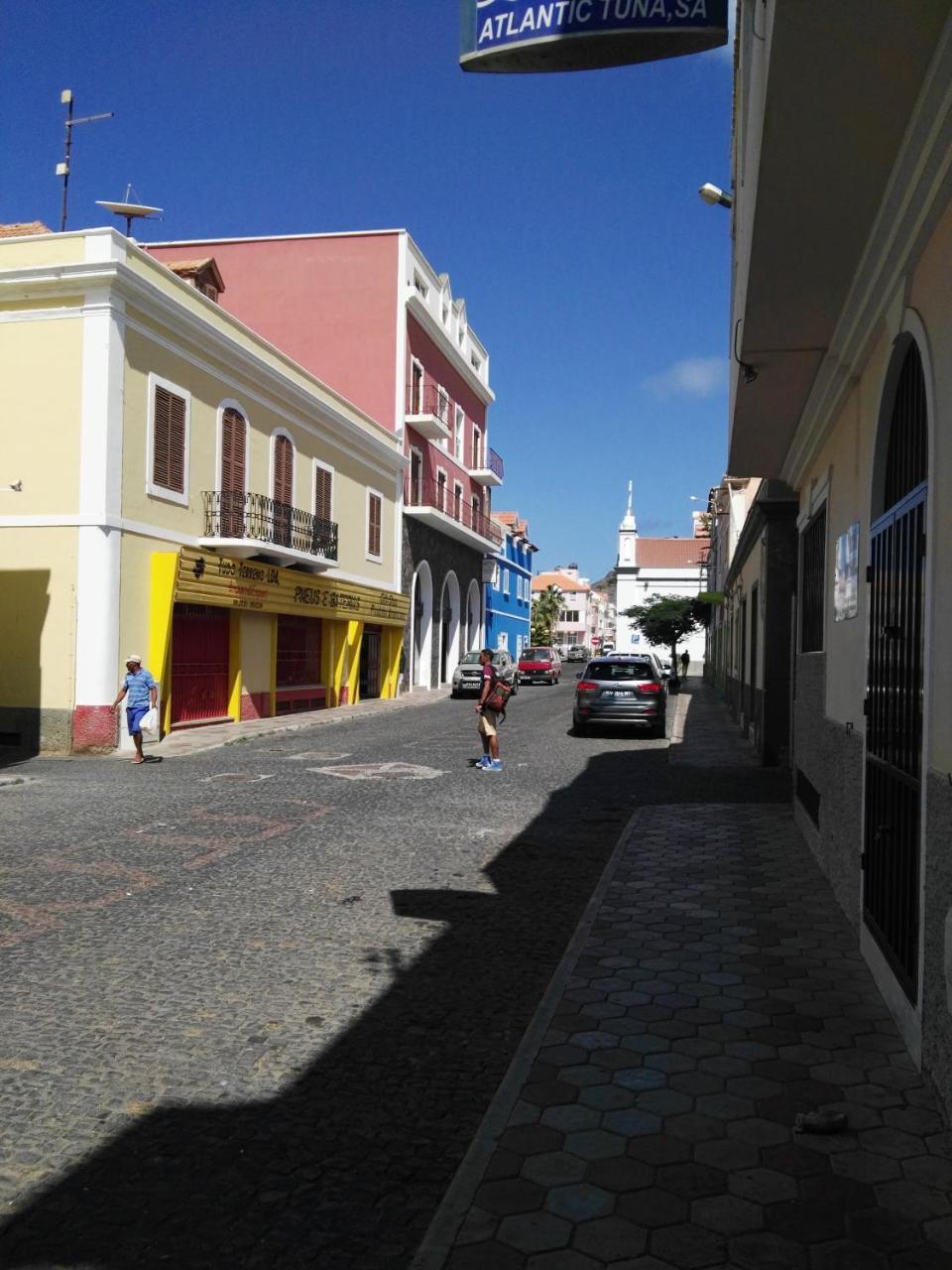 Residencial Casa Da Luz Hotel Mindelo Bagian luar foto